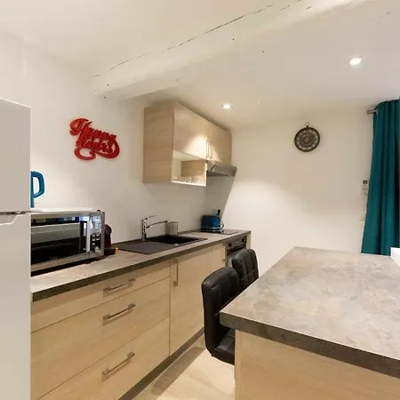 Appartement Brand-new Atypical In Rue Fourmillière Antibes