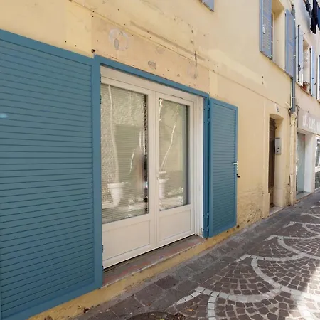 Brand-new Atypical In Rue Fourmillière Appartement *