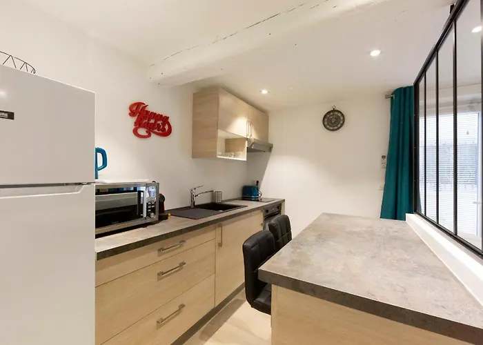 Appartement Brand-new Atypical In Rue Fourmillière Antibes